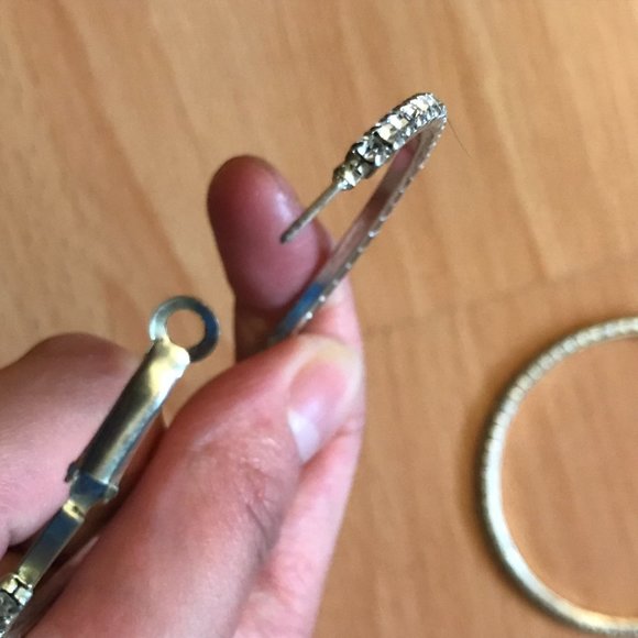 Sparky Sparkling Shiny Hoop Earrings - Picture 5 of 7